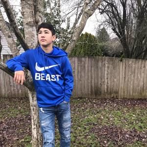 Meet your Posher, Alex